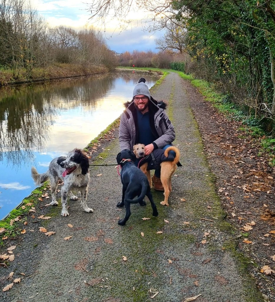 Good Places To Walk Your Dog Near Me 2025