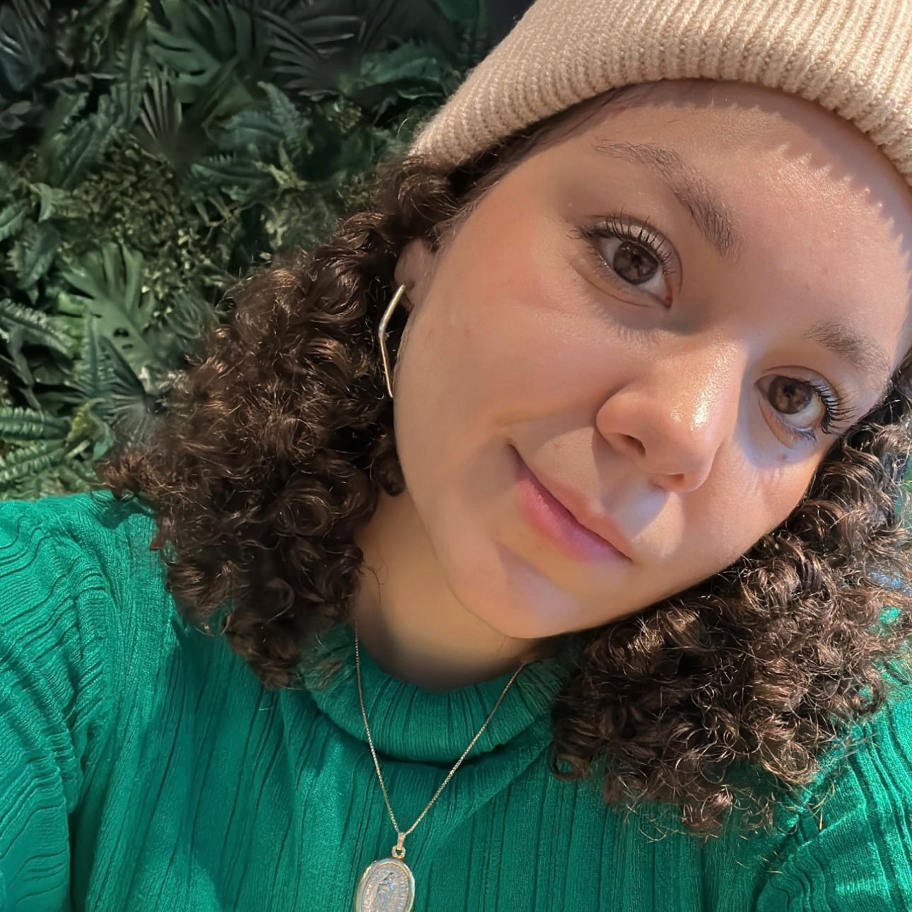 María